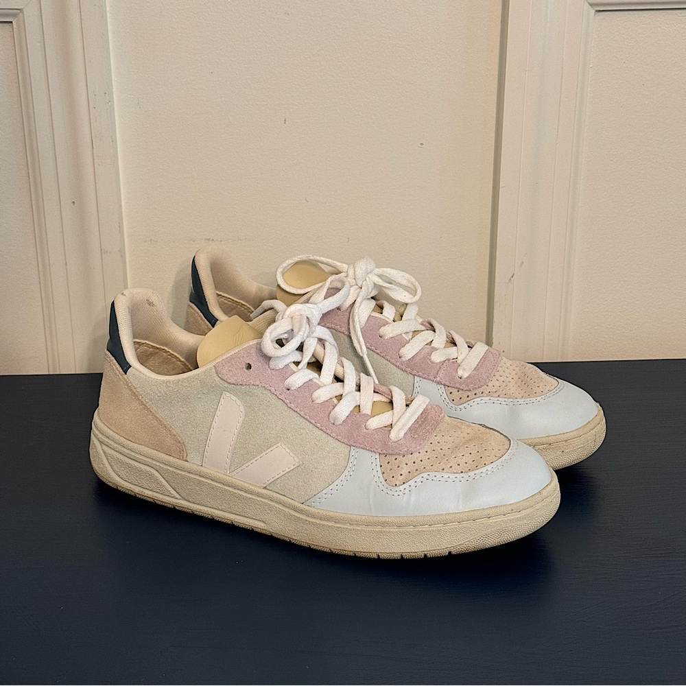 VEJA sneakers